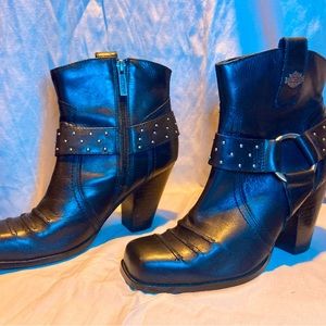 Harley Davidson size 7.5 Leather boots